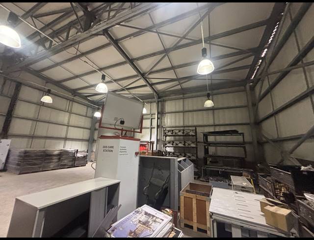 466M² WAREHOUSE TO LET IN BLACKHEATH INDUSTRIAL